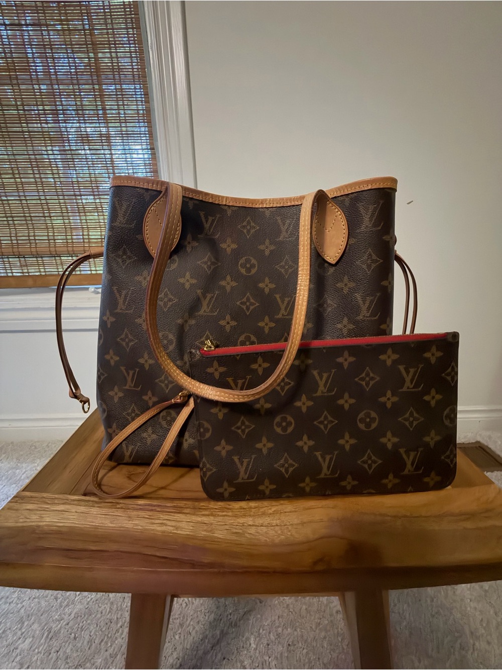 Authentic Louis Vuitton Neverfull MM Monogram + Pouch Box Dust Bag - Picture 16 of 17